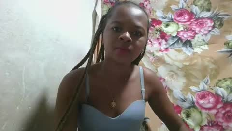 Snapshot of ornellahhh chatting on September 30, 3:00 am ornellahhh online show from September 30, 3:00 am
