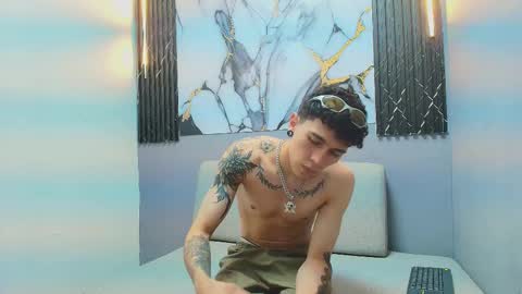 orus_241 online show from October 20, 7:58 pm