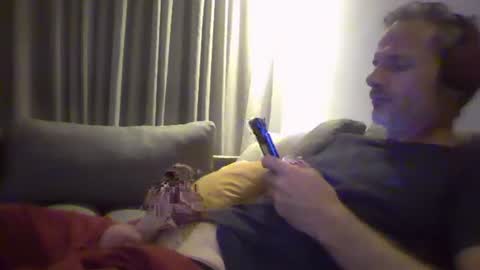 Snapshot of orwel09 chatting on December 8, 12:40 am orwel09 online show from December 8, 12:40 am