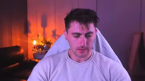 Oscar online show from October 13, 9:15 pm