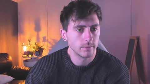 Oscar online show from November 9, 9:13 pm