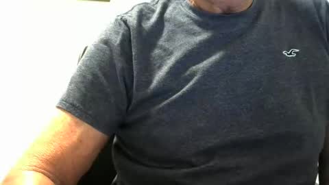 Ossi online show from February 7, 2:40 am