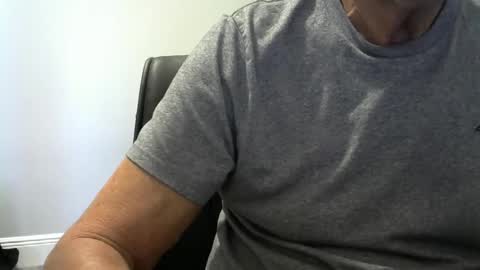 Ossi online show from September 30, 9:09 pm