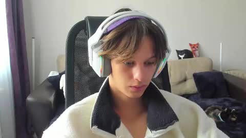 Snapshot of ostin_meoww chatting on September 14, 4:44 am Ostin online show from September 14, 4:44 am