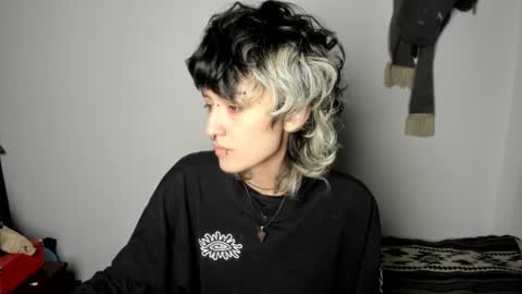 Snapshot of ottoyan_ chatting on March 5, 3:29 am Otto 3 online show from March 5, 3:29 am