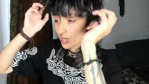 Snapshot of ottoyan_ chatting on September 26, 6:23 pm Otto 3 online show from September 26, 6:23 pm