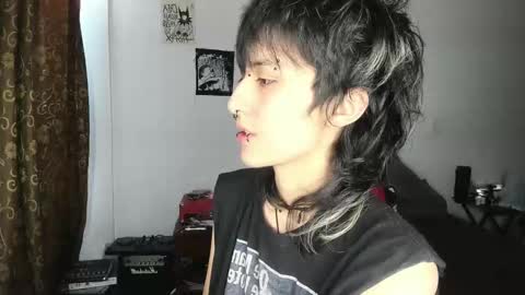 Snapshot of ottoyan_ chatting on December 1, 12:54 pm Otto 3 online show from December 1, 12:54 pm