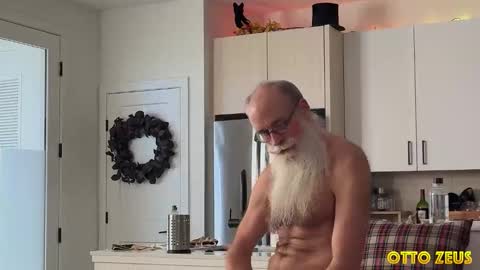 Snapshot of ottozeus chatting on November 7, 9:26 pm Otto Zeus online show from November 7, 9:26 pm