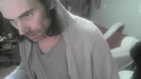 Snapshot of ouinnybis195625 chatting on December 25, 10:27 pm ouinnybis195625 online show from December 25, 10:27 pm