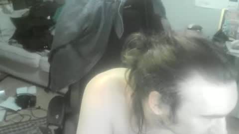 Snapshot of ouinnybis195625 chatting on January 15, 8:16 pm ouinnybis195625 online show from January 15, 8:16 pm