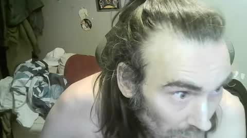 Snapshot of ouinnybis195625 chatting on December 19, 6:20 am ouinnybis195625 online show from December 19, 6:20 am