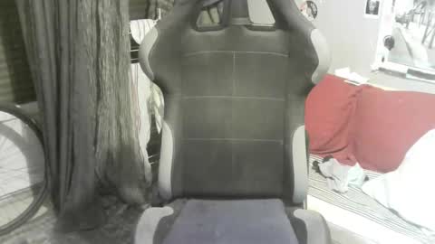 Snapshot of ouinnybis195625 chatting on December 19, 8:49 pm ouinnybis195625 online show from December 19, 8:49 pm