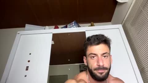 Snapshot of ouro1556 chatting on February 18, 7:10 am Gold1556 online show from February 18, 7:10 am