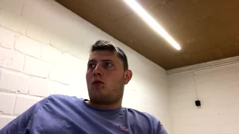 outflayd online show from March 28, 12:21 am