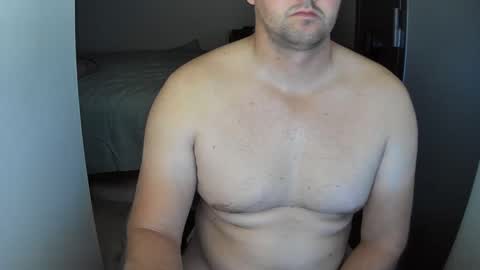 Snapshot of outside1991 chatting on September 29, 3:22 am outside1991 online show from September 29, 3:22 am