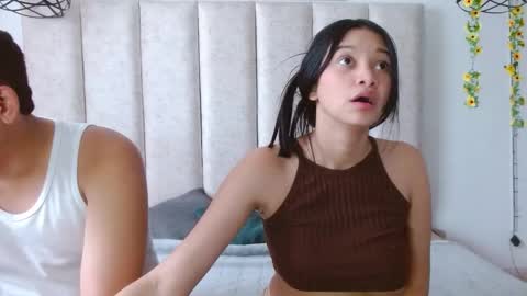 Owen and Rose online show from October 11, 8:29 pm