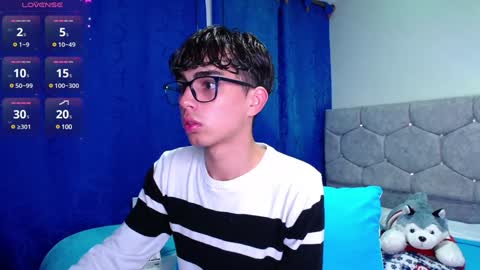 Owen  Independent model  online show from December 13, 10:55 pm