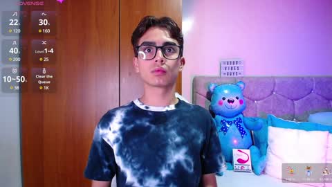 Owen  Independent model  online show from January 23, 5:24 am