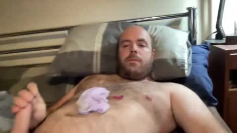 Snapshot of owenfn2 chatting on November 15, 7:27 am Owen2022 online show from November 15, 7:27 am