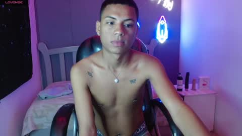 OWEN online show from December 21, 11:02 pm