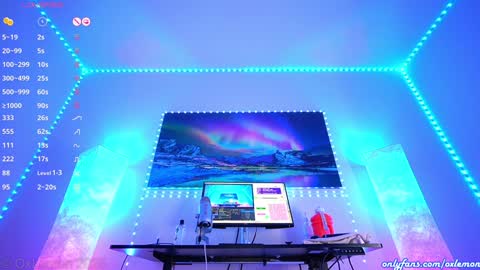 Snapshot of oxlemon chatting on January 31, 3:09 am oxlemon online show from January 31, 3:09 am