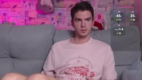 Snapshot of oxmikexo chatting on January 2, 12:24 pm Mike online show from January 2, 12:24 pm