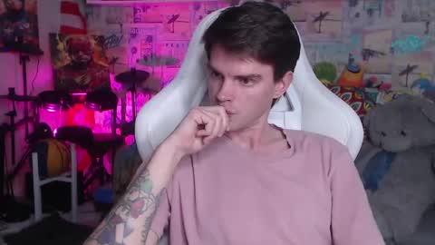 Snapshot of oxmikexo chatting on March 3, 5:29 pm Mike online show from March 3, 5:29 pm