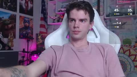 Snapshot of oxmikexo chatting on March 6, 11:58 am Mike online show from March 6, 11:58 am