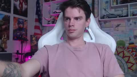 Snapshot of oxmikexo chatting on March 6, 3:02 pm Mike online show from March 6, 3:02 pm