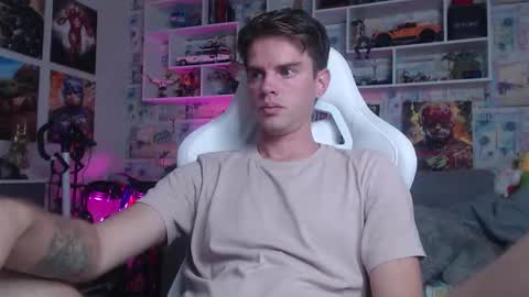 Snapshot of oxmikexo chatting on September 23, 12:08 pm Mike online show from September 23, 12:08 pm