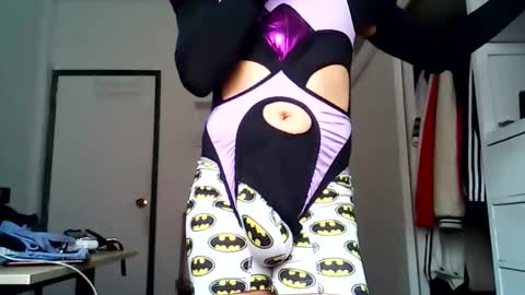 Snapshot of oxxy_jean chatting on December 17, 7:31 pm Jeannifer online show from December 17, 7:31 pm