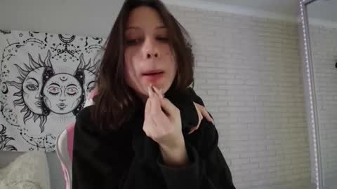 Snapshot of p0rsche911 chatting on December 2, 11:45 am Alice online show from December 2, 11:45 am