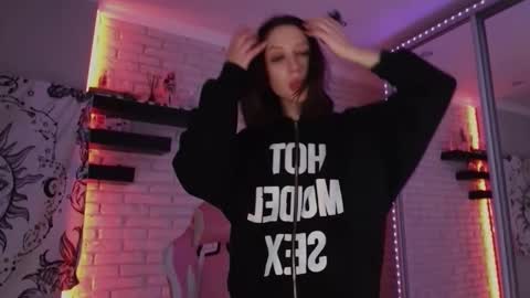 Snapshot of p0rsche911 chatting on December 12, 8:10 pm Alice online show from December 12, 8:10 pm