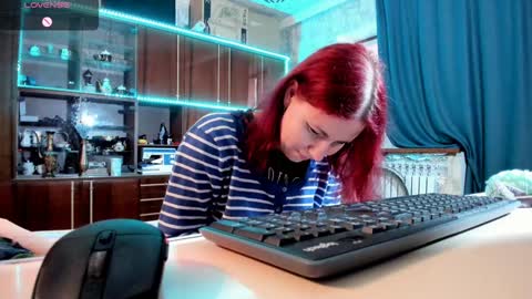 Snapshot of pa1e_pr1ncess chatting on January 23, 1:56 pm Ella online show from January 23, 1:56 pm