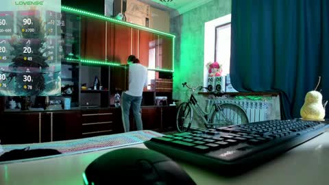 Snapshot of pa1e_pr1ncess chatting on January 27, 7:24 am Ella online show from January 27, 7:24 am