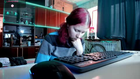 Snapshot of pa1e_pr1ncess chatting on February 1, 1:09 pm Ella online show from February 1, 1:09 pm