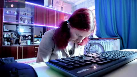 Snapshot of pa1e_pr1ncess chatting on February 4, 7:07 am Ella online show from February 4, 7:07 am