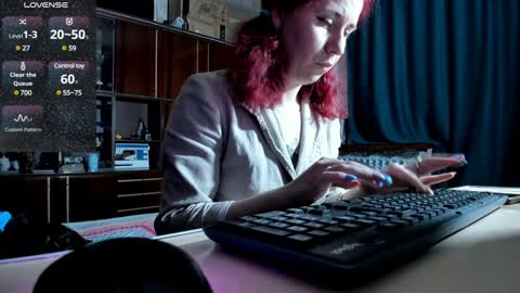 Snapshot of pa1e_pr1ncess chatting on February 4, 2:32 pm Ella online show from February 4, 2:32 pm