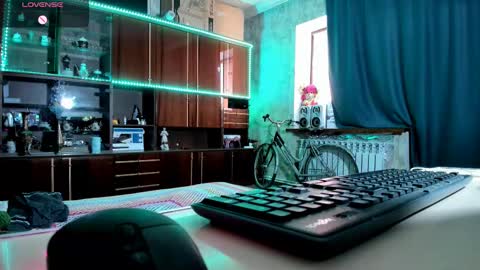 Snapshot of pa1e_pr1ncess chatting on February 16, 11:16 am Ella online show from February 16, 11:16 am