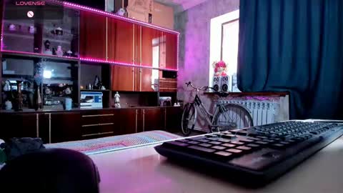 Snapshot of pa1e_pr1ncess chatting on February 21, 6:40 am Ella online show from February 21, 6:40 am