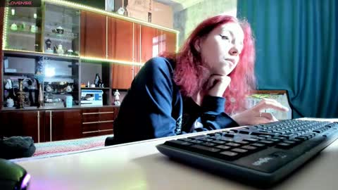 Snapshot of pa1e_pr1ncess chatting on February 22, 6:28 am Ella online show from February 22, 6:28 am