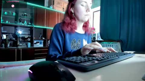 Snapshot of pa1e_pr1ncess chatting on March 8, 11:16 am Ella online show from March 8, 11:16 am