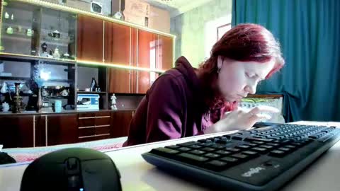 Snapshot of pa1e_pr1ncess chatting on March 12, 9:23 am Ella online show from March 12, 9:23 am