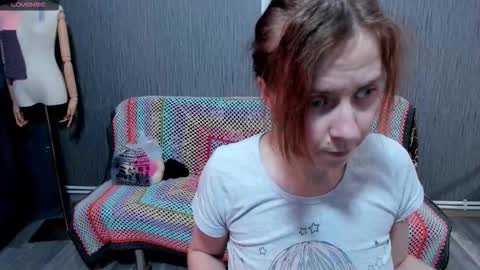 Snapshot of pa1e_pr1ncess chatting on September 22, 9:44 am Ella online show from September 22, 9:44 am