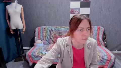 Snapshot of pa1e_pr1ncess chatting on October 10, 8:13 am Ella online show from October 10, 8:13 am