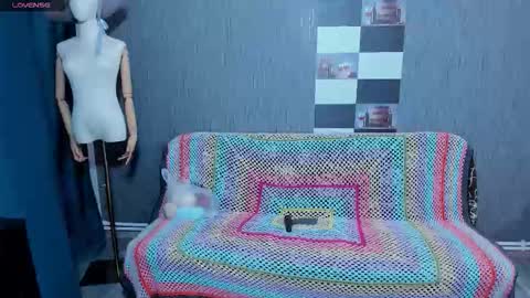 Snapshot of pa1e_pr1ncess chatting on October 13, 7:30 am Ella online show from October 13, 7:30 am