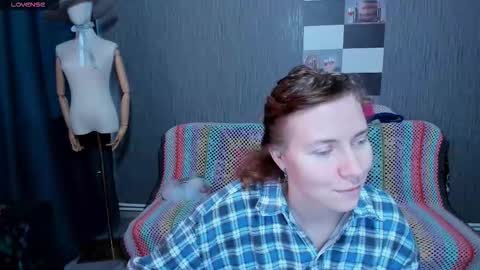 Snapshot of pa1e_pr1ncess chatting on October 18, 7:53 am Ella online show from October 18, 7:53 am