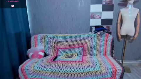 Snapshot of pa1e_pr1ncess chatting on November 3, 7:42 am Ella online show from November 3, 7:42 am