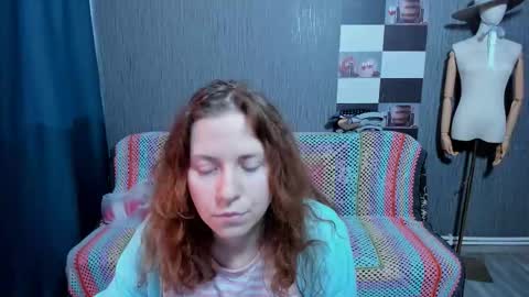 Snapshot of pa1e_pr1ncess chatting on November 7, 7:52 am Ella online show from November 7, 7:52 am