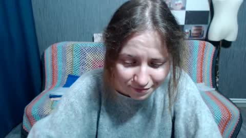 Ella online show from March 26, 7:14 am